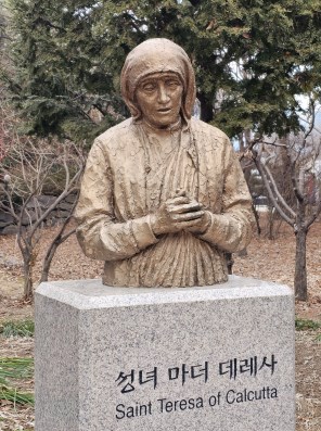 절두산_성녀 마더 데레사상_20250301_132906.jpg
